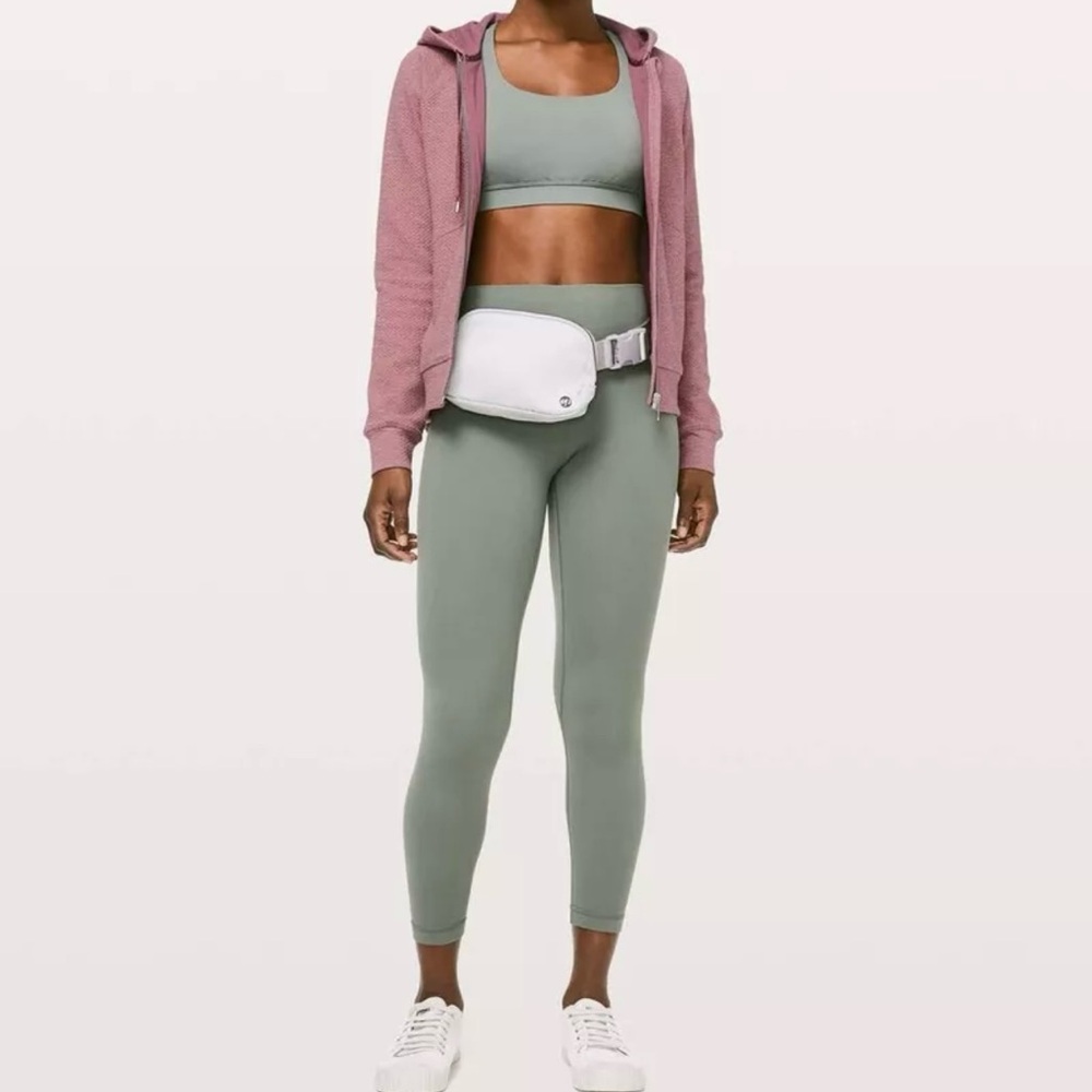 Lululemon Catch a Moment Zip Hoodie Sweatshirt in Heathered So Merlot Size‎ 2